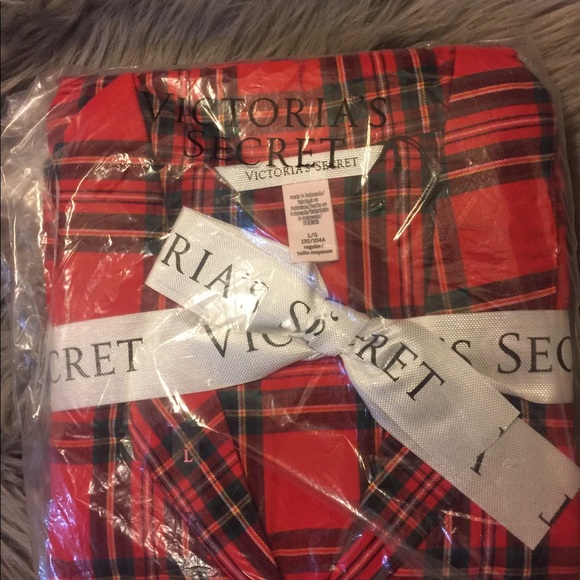 Victoria's Secret Red Plaid Flannel Pajama Set NWT - Picture 2 of 4
